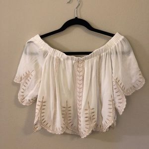 Off-the-shoulder shirt